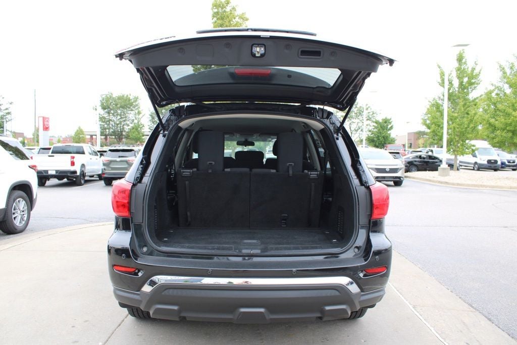 2019 Nissan Pathfinder S