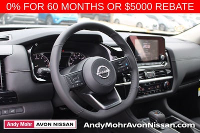 2025 Nissan Pathfinder SV