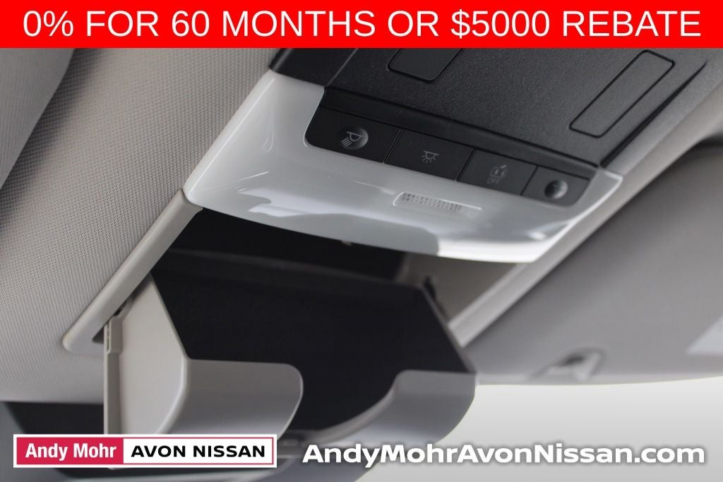 2025 Nissan Pathfinder SV