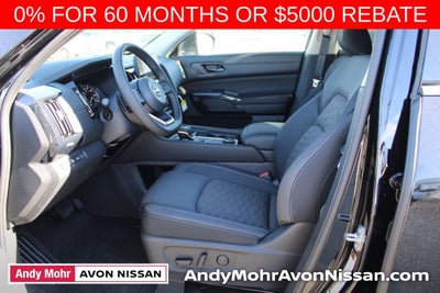 2025 Nissan Pathfinder SV