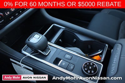 2025 Nissan Pathfinder SV