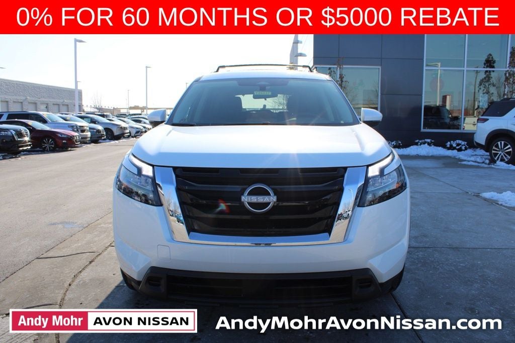 2025 Nissan Pathfinder SV