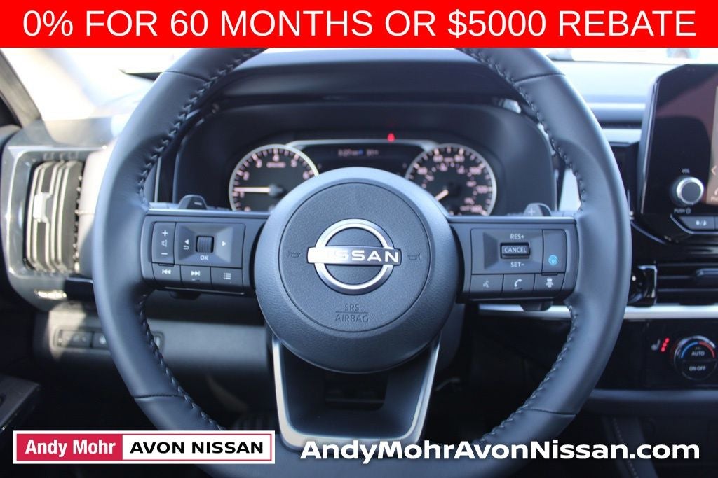 2025 Nissan Pathfinder SV