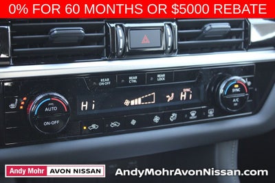 2025 Nissan Pathfinder SV