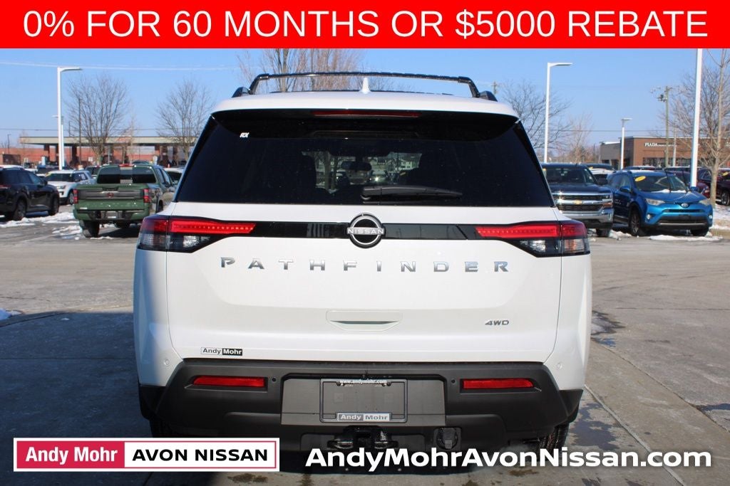 2025 Nissan Pathfinder SV