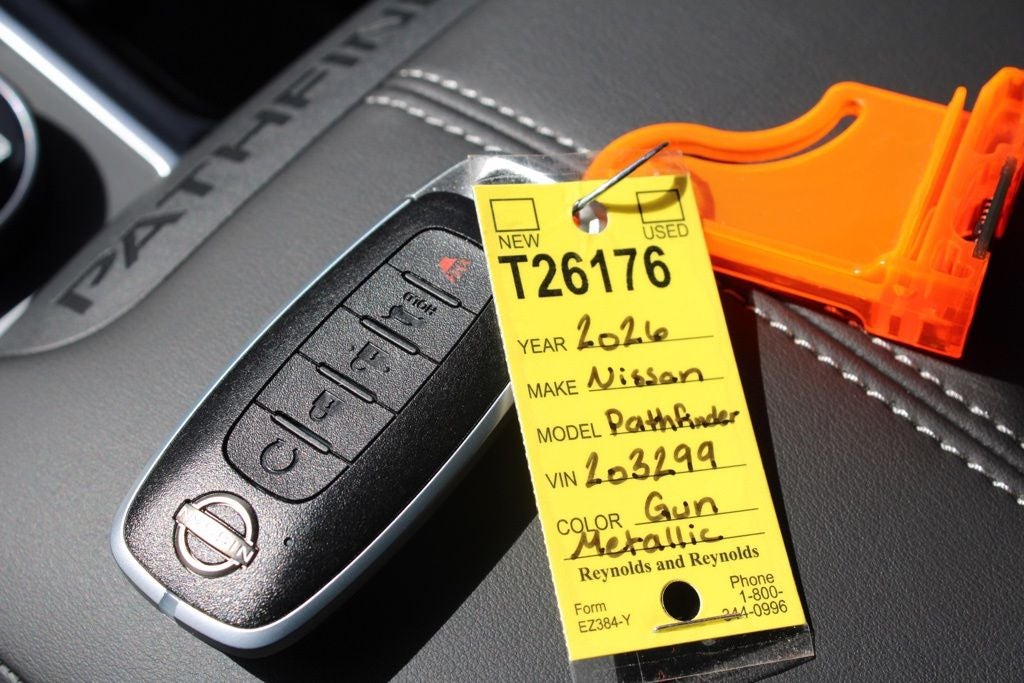 2026 Nissan Pathfinder SV