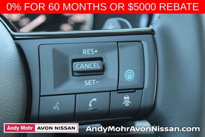 2025 Nissan Pathfinder SL