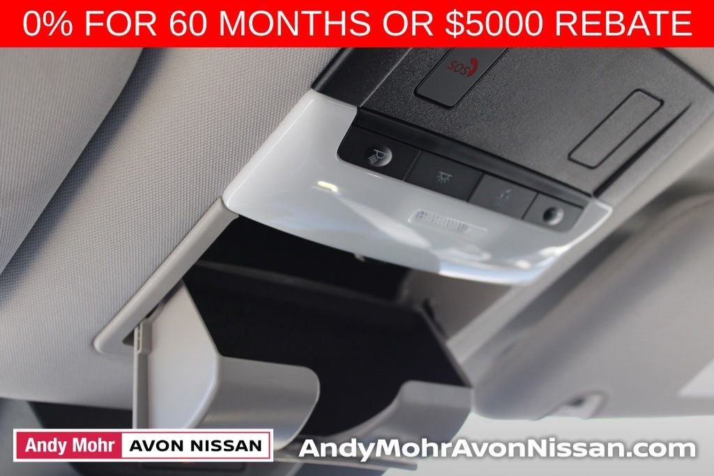 2025 Nissan Pathfinder SL