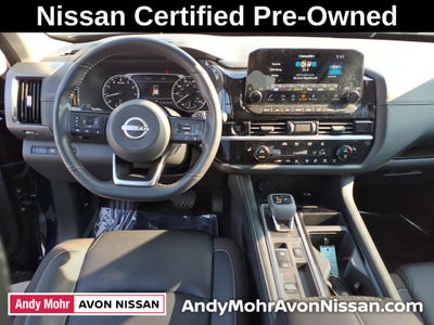 2025 Nissan Pathfinder SL