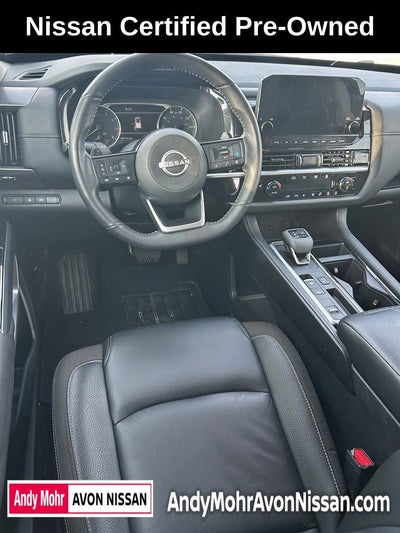 2025 Nissan Pathfinder SL