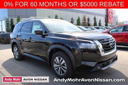 2025 Nissan Pathfinder SL