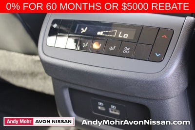 2025 Nissan Pathfinder SL