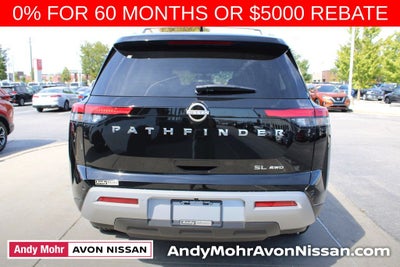 2025 Nissan Pathfinder SL