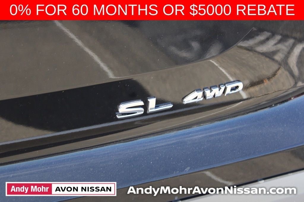 2025 Nissan Pathfinder SL