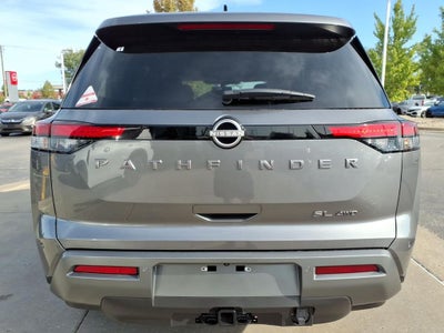 2026 Nissan Pathfinder SL