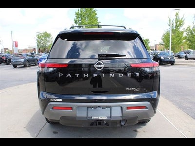 2026 Nissan Pathfinder Platinum