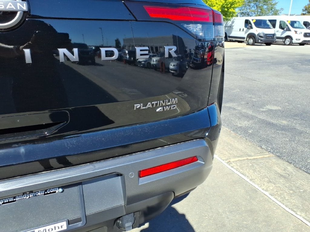 2026 Nissan Pathfinder Platinum
