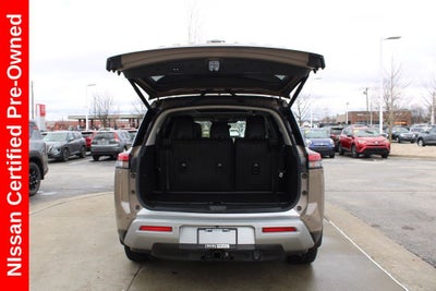 2023 Nissan Pathfinder Platinum