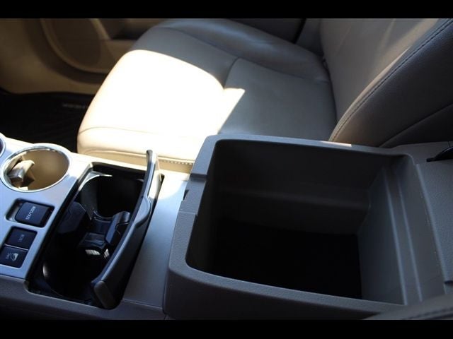 2013 Toyota Highlander SE