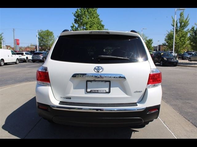 2013 Toyota Highlander SE