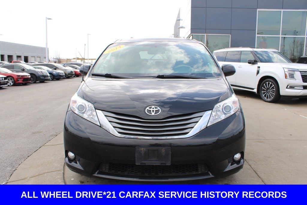2014 Toyota Sienna XLE 7 Passenger