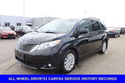 2014 Toyota Sienna XLE 7 Passenger