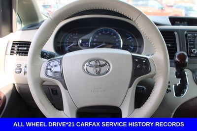 2014 Toyota Sienna XLE 7 Passenger