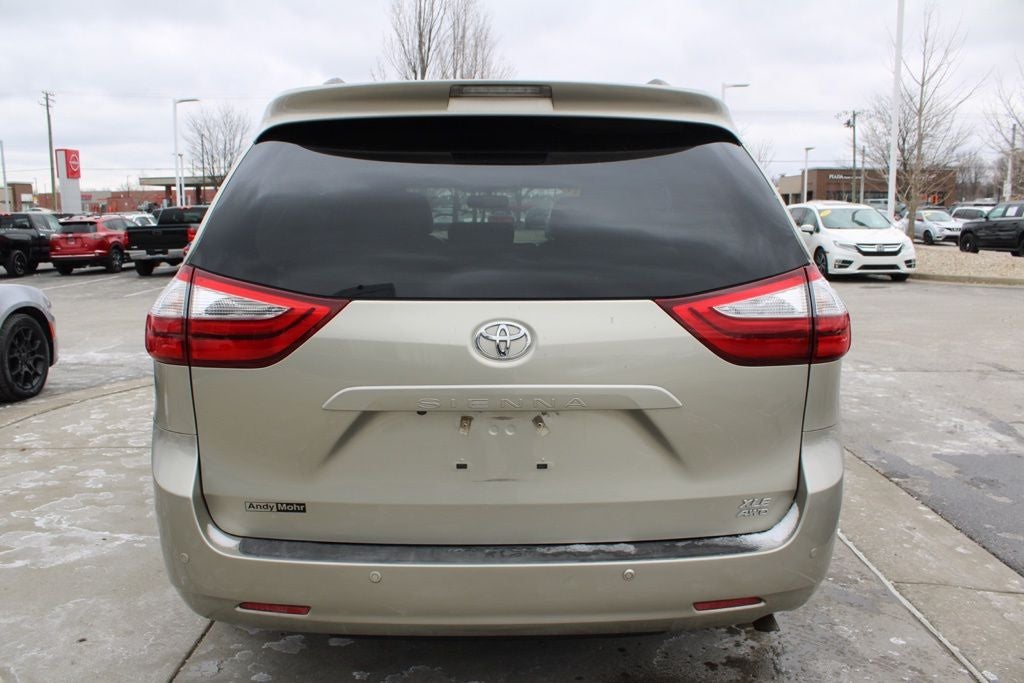 2017 Toyota Sienna XLE Premium 7 Passenger