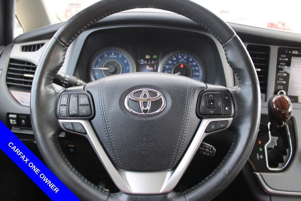 2020 Toyota Sienna Limited Premium 7 Passenger