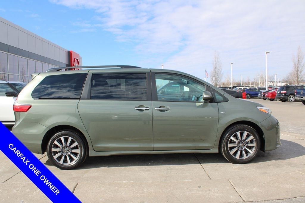 2020 Toyota Sienna Limited Premium 7 Passenger