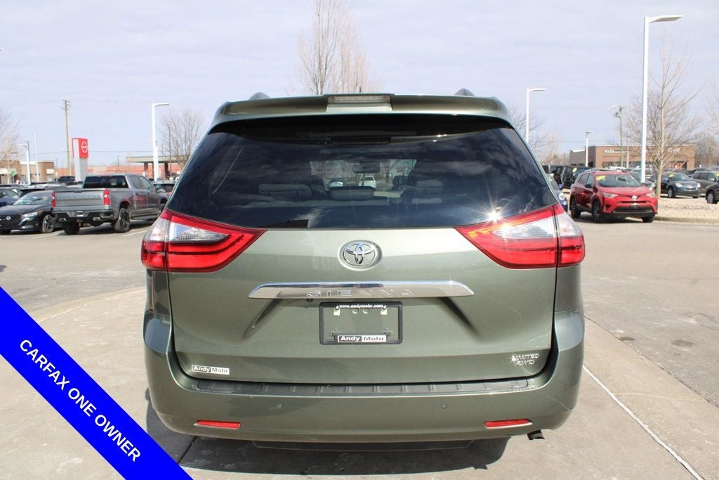 2020 Toyota Sienna Limited Premium 7 Passenger