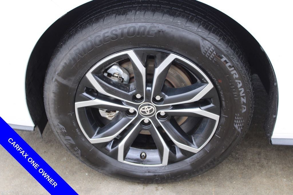 2025 Toyota Sienna Platinum 7 Passenger