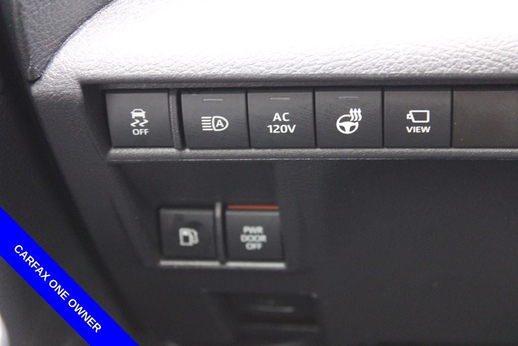 2025 Toyota Sienna Platinum 7 Passenger