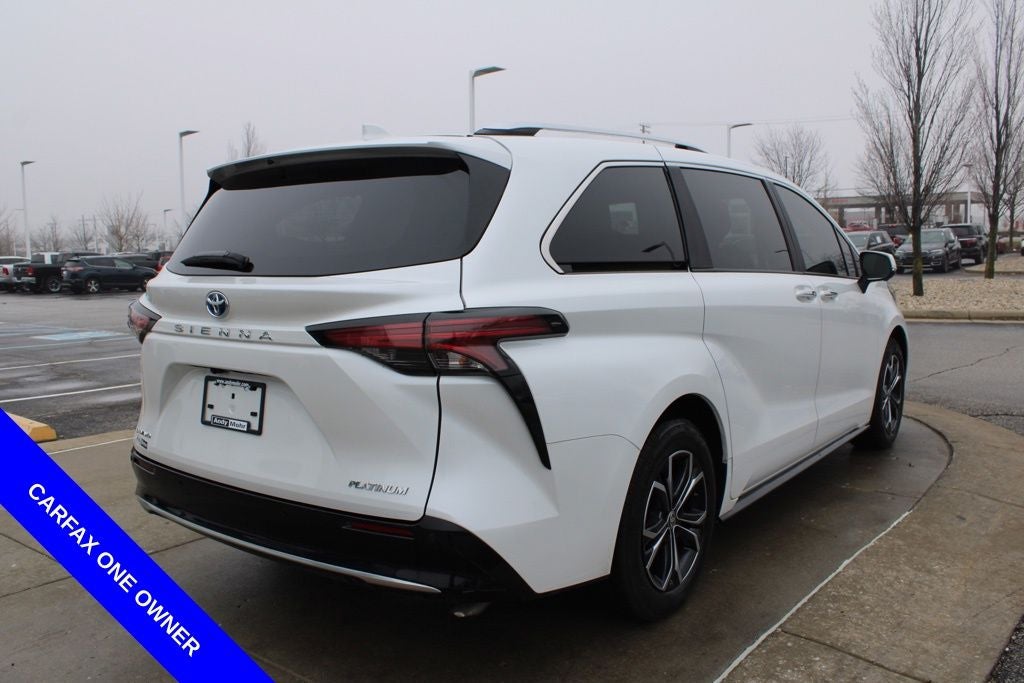 2025 Toyota Sienna Platinum 7 Passenger