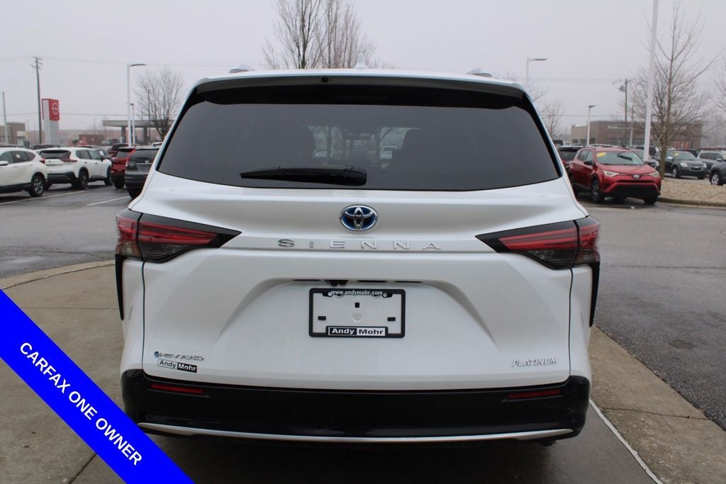 2025 Toyota Sienna Platinum 7 Passenger