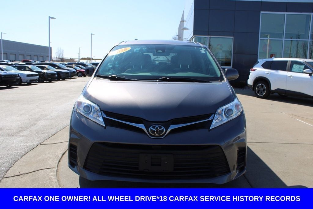 2018 Toyota Sienna LE 7 Passenger