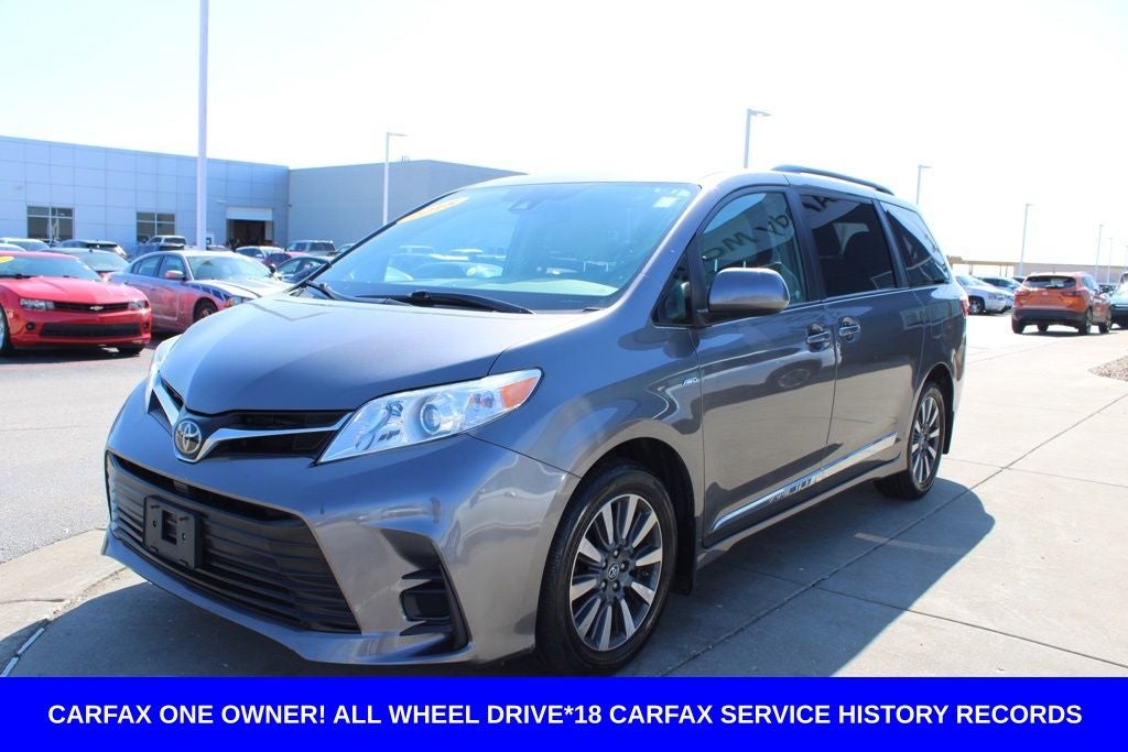 2018 Toyota Sienna LE 7 Passenger