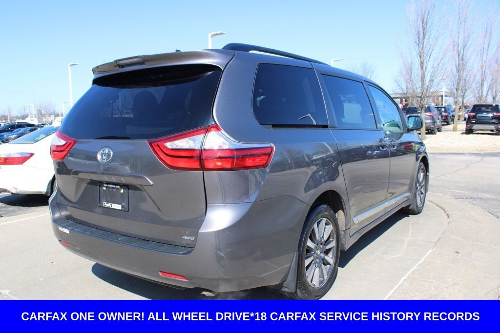 2018 Toyota Sienna LE 7 Passenger