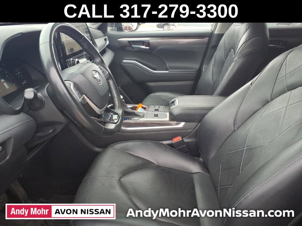 2023 Toyota Highlander Platinum