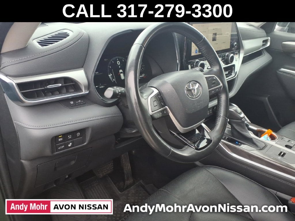 2023 Toyota Highlander Platinum