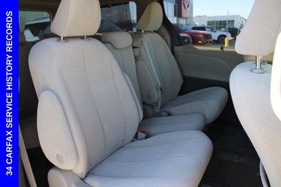 2013 Toyota Sienna LE 8 Passenger