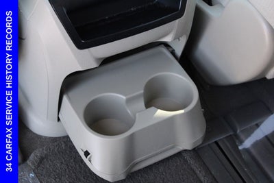 2013 Toyota Sienna LE 8 Passenger