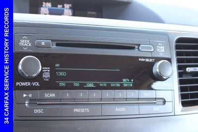 2013 Toyota Sienna LE 8 Passenger