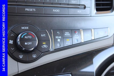 2013 Toyota Sienna LE 8 Passenger