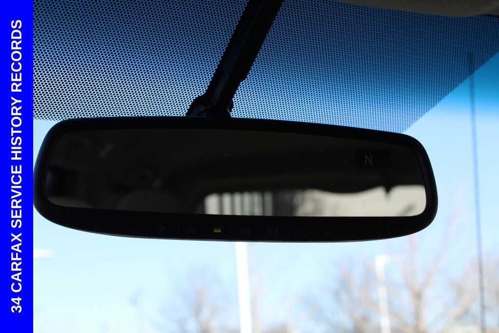 2013 Toyota Sienna LE 8 Passenger