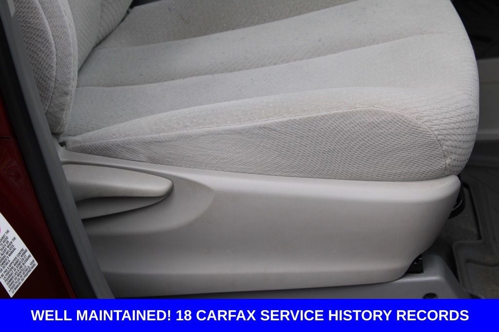 2014 Toyota Sienna LE 8 Passenger