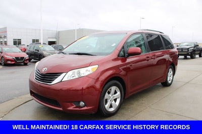 2014 Toyota Sienna LE 8 Passenger