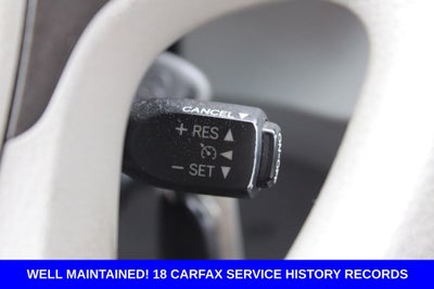 2014 Toyota Sienna LE 8 Passenger