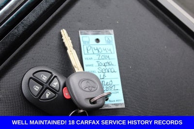 2014 Toyota Sienna LE 8 Passenger