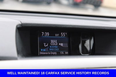 2014 Toyota Sienna LE 8 Passenger